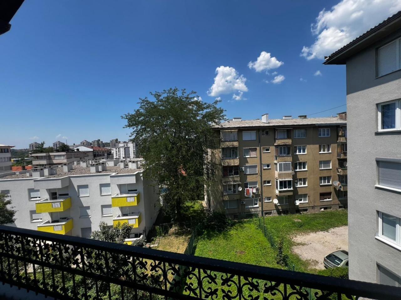 Hostel Tuzla Exterior photo