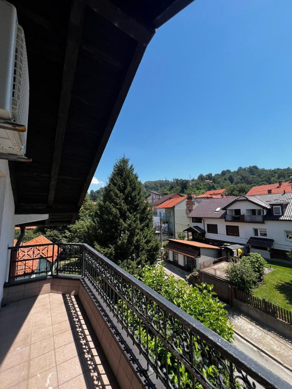 Hostel Tuzla Exterior photo
